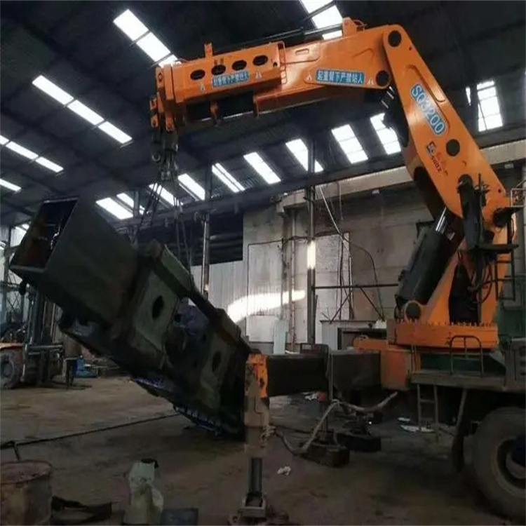 固安县200吨折臂吊出租